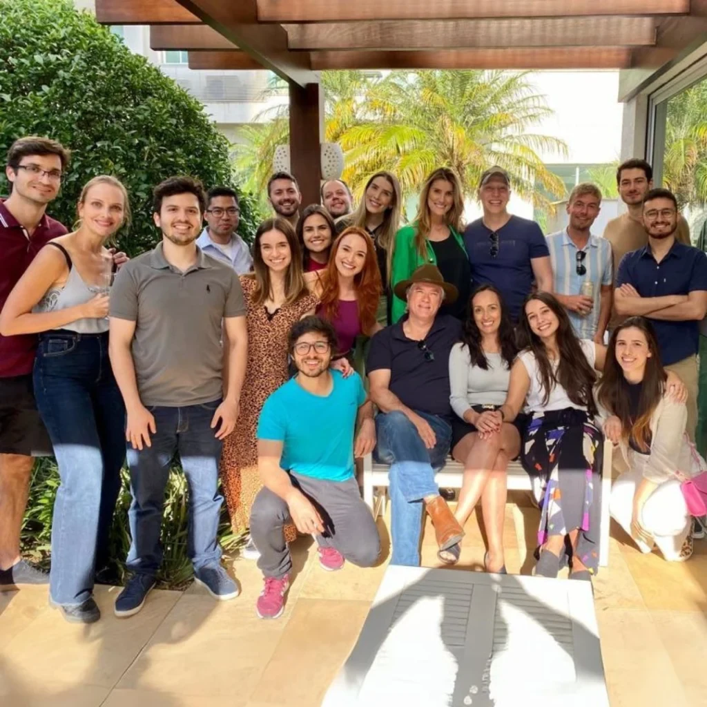 Integrantes da Alliance Research Group reunidos